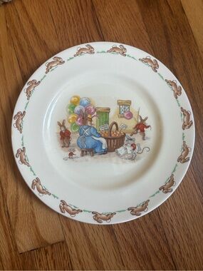 Bunny-Themed Ceramic newborn baby Plate with Pastel Illustration
